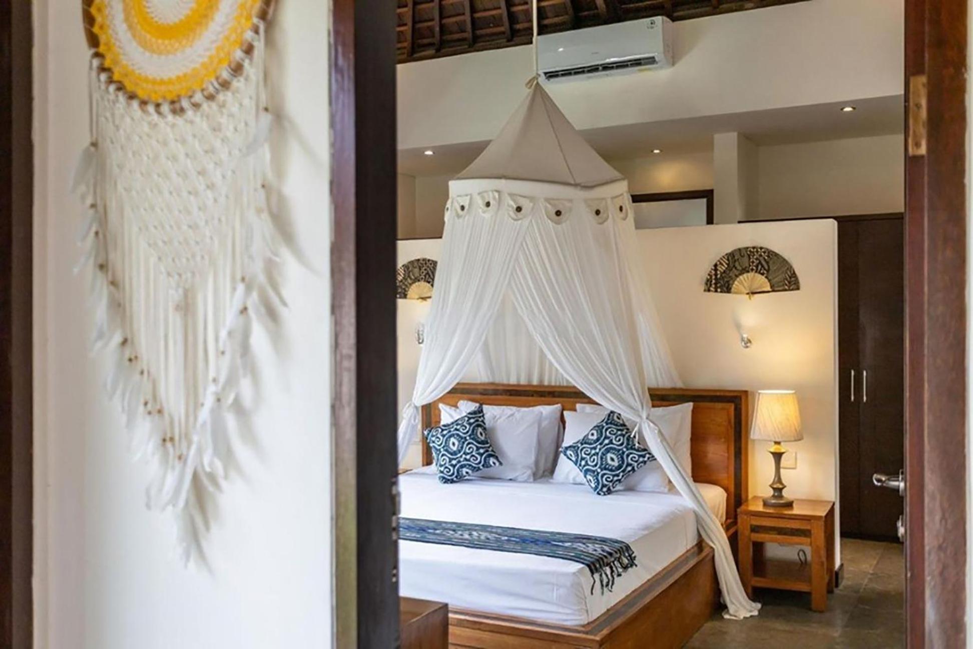 Villa Tiga Mangga By Optimum Bali Villas Seminyak  Exterior photo
