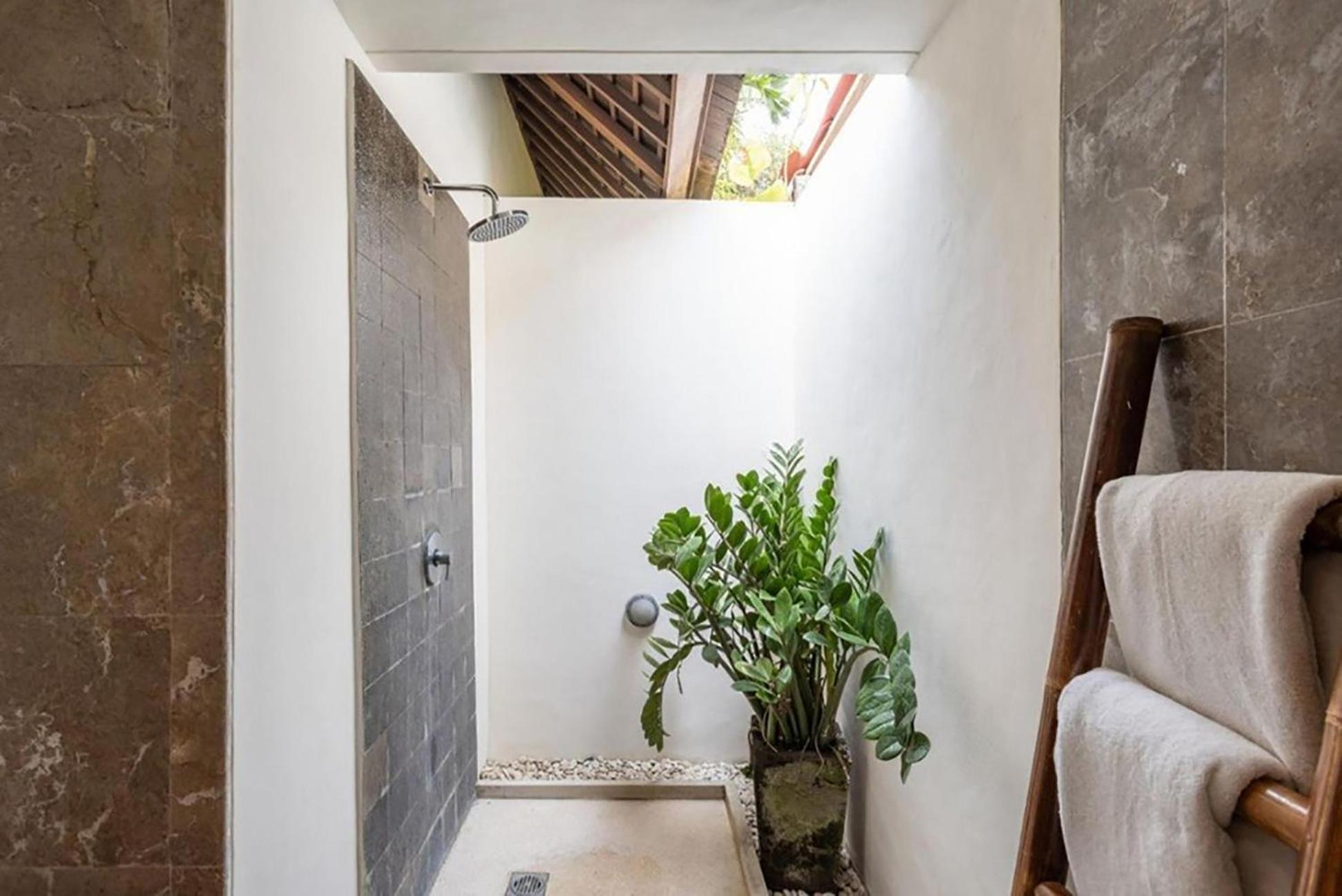Villa Tiga Mangga By Optimum Bali Villas Seminyak  Exterior photo